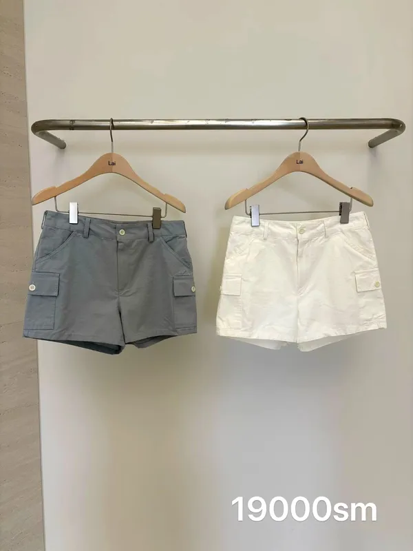 Stylish Casual Women's Shorts - Lightweight and Comfortable for Summer Wear