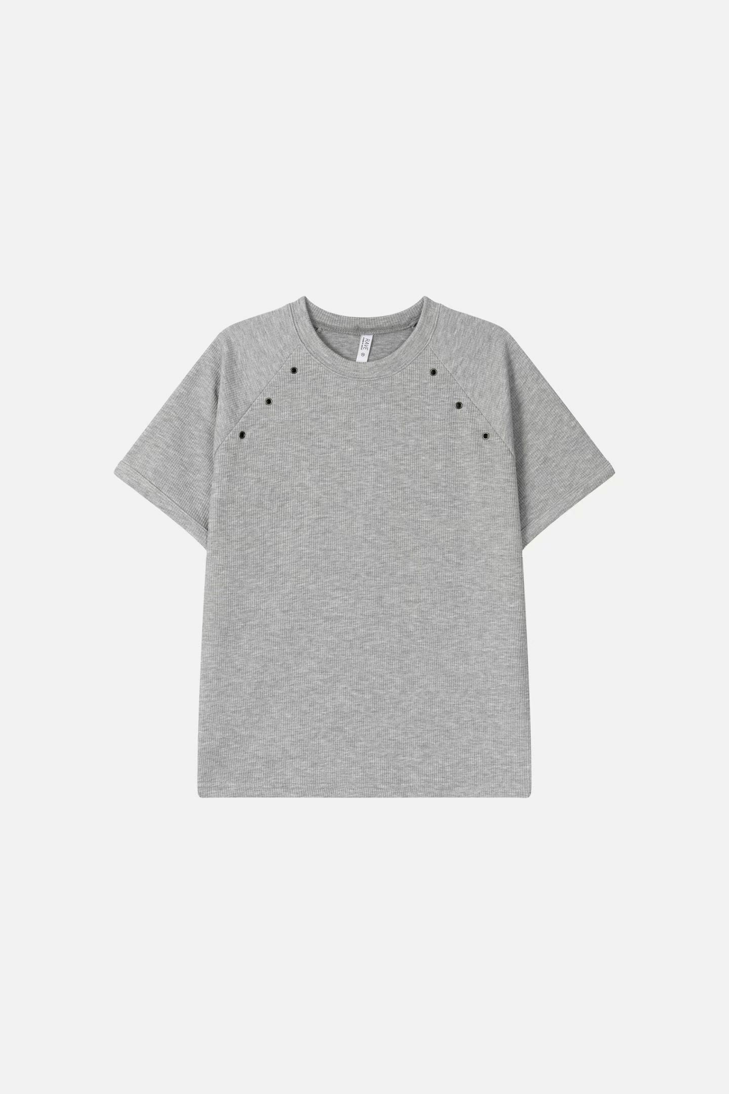 Stylish Gray Men's Top with Comfortable Fit Design
