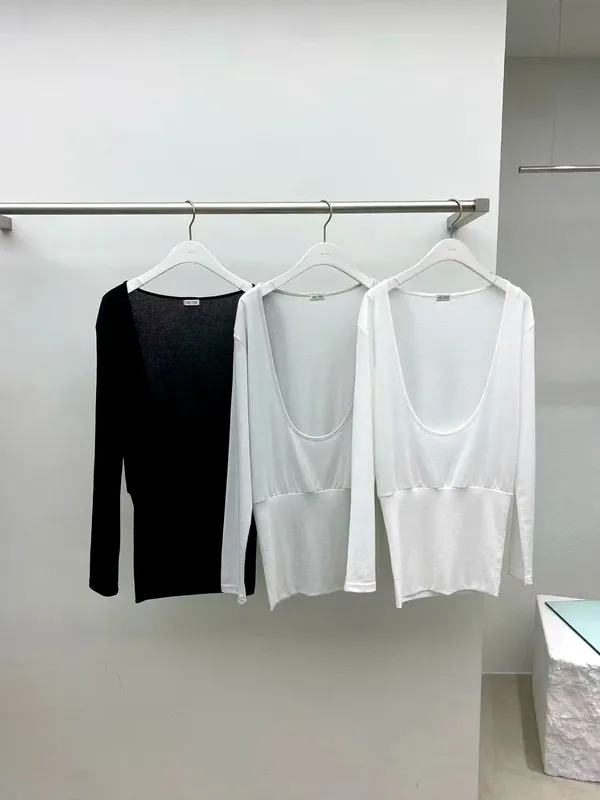 Elegant Women's Dress to Showcase Your Charming Curves