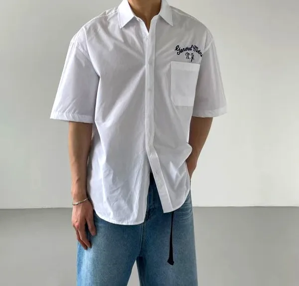 Stylish White Short-Sleeve Shirt for Men - Perfect for Casual Summer Wear