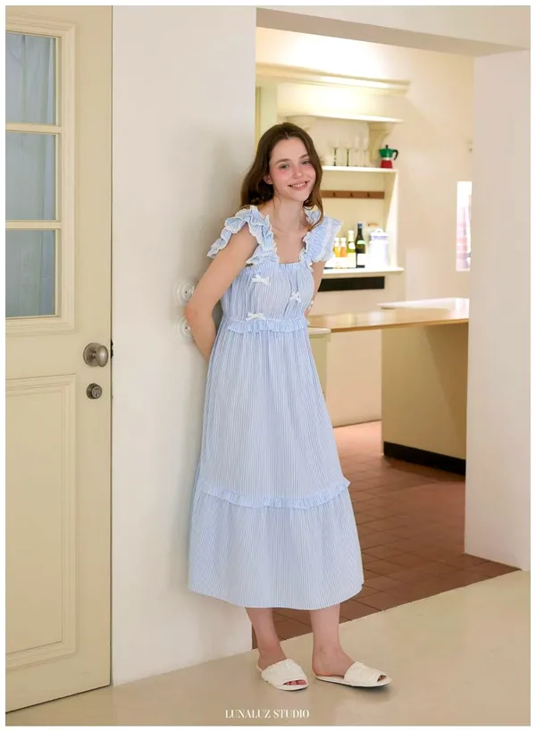 Fresh Striped Women's Dress, Elegant and Comfortable