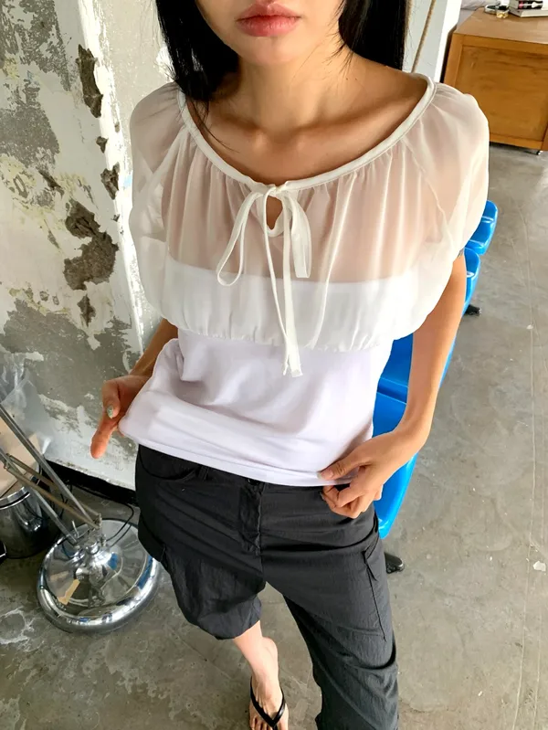 Lightweight and Breathable Women's Top, Elegant Style
