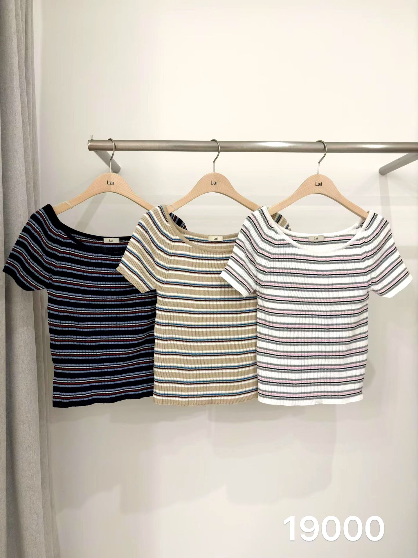 Fashionable Striped Women's Short Sleeve T-Shirt