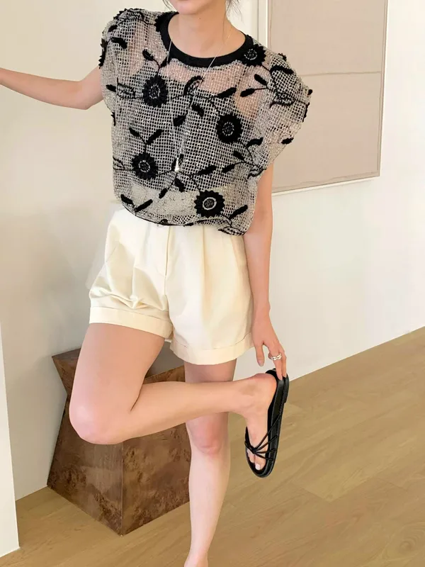 Stylish Floral Embroidered Women's Top - Lightweight and Breathable
