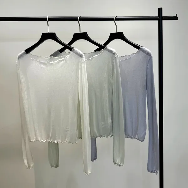 Fresh and Breathable Women's Top, Perfect for Spring and Summer Outfits