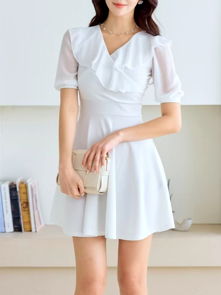 Elegant Lace Trim V-Neck Dress, Showcasing Your Charming Aura