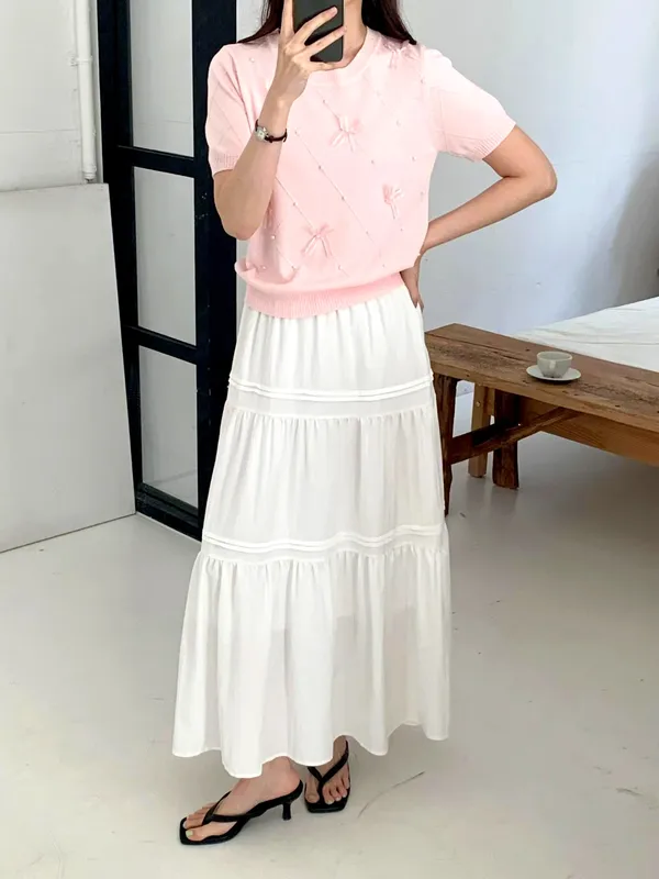 Fresh and Elegant Women's Long Skirt, Lightweight and Flowing, Perfect for Summer Outings