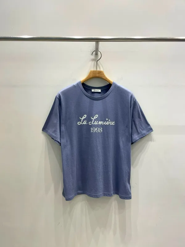 Minimalist Printed Women's Top, Comfortable and Versatile