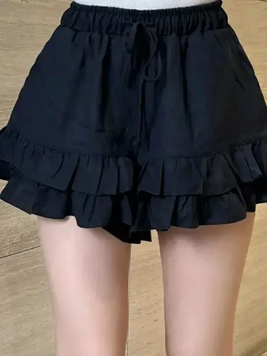 Stylish Versatile Black Ruffled Shorts, Lightweight and Comfortable